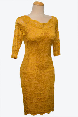 Alkalmi csipkeruha - R238