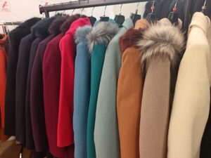 Szövetkabát zsákbamacska 2 db szövetkabát Csak 36-os méret